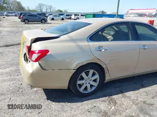 2008 Lexus ES 350 with VIN JTHBJ46G182238679, listed as a IAAI auction lot 41995138 with 135,800 mi miles. Bid and sale history available at carsss.com. Image 6.