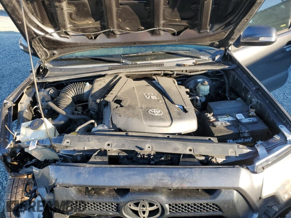 2015 Toyota Tacoma PreRunner with VIN 3TMKU4HN2FM043748, listed as a Copart auction lot 88764915 with 160,731 mi miles and Salvage title. Bid and sale history available at DreamBid. Image 12.