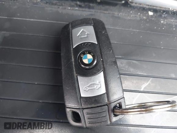 2013 BMW X5 xDrive35i z VIN 5UXZV4C51D0B03720, wystawiony jako IAAI lot #42284686 z przebiegiem 181 322 mil mil oraz . Historia ofert i sprzedaży dostępna na DreamBid. Obrazek 11.