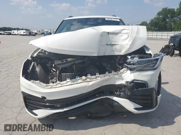2023 Volkswagen Tiguan SE R-Line Black z VIN 3VVCB7AX0PM006045, wystawiony jako Copart lot #59591775 z przebiegiem 44 155 mil mil oraz Szkoda całkowita • Salvage title. Historia ofert i sprzedaży dostępna na DreamBid. Obrazek 5.