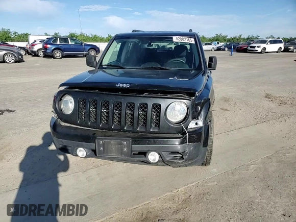 2016 Jeep Patriot Sport z VIN 1C4NJPBB0GD711842, wystawiony jako Copart lot #52802165 z przebiegiem 105 273 mil mil oraz Szkoda całkowita • Salvage title. Historia ofert i sprzedaży dostępna na DreamBid. Obrazek 12.
