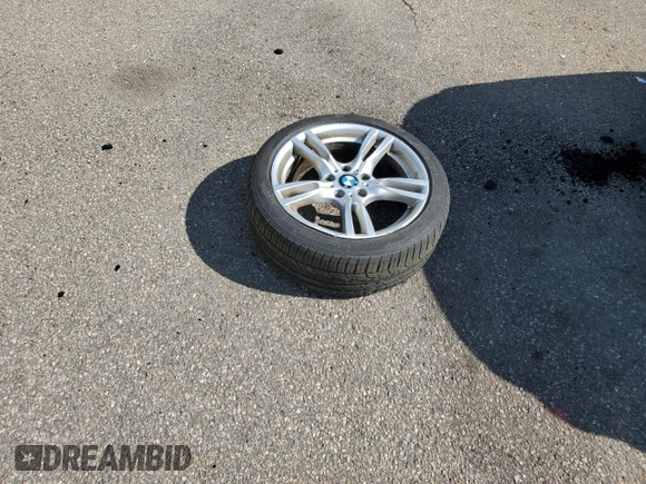 2015 BMW 4 Series 428i xDrive с VIN WBA3N5C58FK197982, выставлен на аукционе Copart как лот 56221985 с пробегом 133 662 миль миль и Списание • Salvage title. История ставок и продаж доступна на DreamBid. Изображение 12.