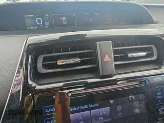 2019 Toyota Prius L Eco z VIN JTDKARFU4K3070235, wystawiony jako IAAI lot #42355677 z przebiegiem 168 397 mil mil oraz . Historia ofert i sprzedaży dostępna na DreamBid. Obrazek 1.