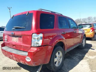 2012 Ford Escape XLT with VIN 1FMCU0D72CKA49438, listed as a IAAI auction lot 41650796 with 137,387 mi miles. Bid and sale history available at carsss.com. Image 4.