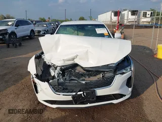 2024 Cadillac CT4 Luxury z VIN 1G6DA5RK2R0127414, wystawiony jako IAAI lot #41189546 z przebiegiem 6 383 mil mil oraz . Historia ofert i sprzedaży dostępna na DreamBid. Obrazek 12.