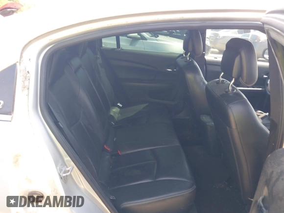 2011 Chrysler 200 Limited with VIN 1C3BC2FB4BN501133, listed as a IAAI auction lot 42056143 with Not Provided miles. Bid and sale history available at carsss.com. Image 8.