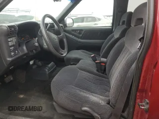 1995 Chevrolet Blazer with VIN 1GNDT13W2S2236856, listed as a Copart auction lot 47813165 with 862,143 mi miles and Salvage title. Bid and sale history available at DreamBid. Image 7.