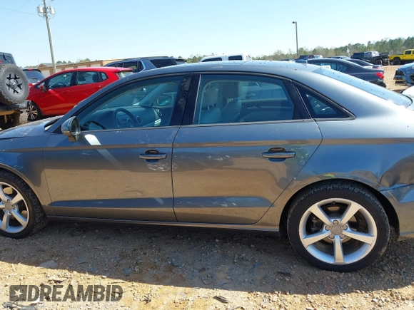 2015 Audi A3 Premium z VIN WAUACGFF2F1018600, wystawiony jako IAAI lot #41876887 z przebiegiem 99 006 mil mil oraz . Historia ofert i sprzedaży dostępna na DreamBid. Obrazek 14.