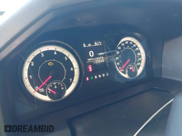 2018 Ram 1500 Tradesman z VIN 1C6RR6FT3JS244868, wystawiony jako IAAI lot #42310301 z przebiegiem 115 764 mil mil oraz . Historia ofert i sprzedaży dostępna na DreamBid. Obrazek 7.