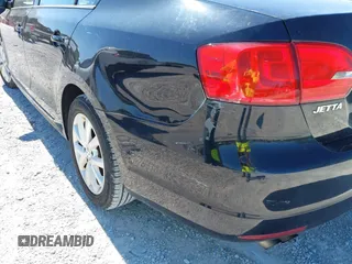 2014 Volkswagen Jetta SE с VIN 3VWD07AJ3EM367803, выставлен на аукционе IAAI как лот 41799074 с пробегом 124 592 миль миль и . История ставок и продаж доступна на DreamBid. Изображение 6.