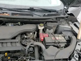 2017 Nissan Rogue SV с VIN JN1BJ1CRXHW140381, выставлен на аукционе Copart как лот 53429065 с пробегом 78 180 миль миль и Списание • Salvage title. История ставок и продаж доступна на DreamBid. Изображение 14.