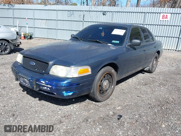 2006 Ford Police Interceptor z VIN 2FAHP71W86X156281, wystawiony jako IAAI lot #41751681 z przebiegiem 125 664 mil mil oraz . Historia ofert i sprzedaży dostępna na DreamBid. Obrazek 17.
