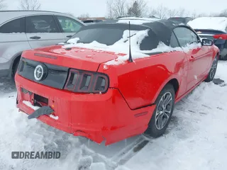 2014 Ford Mustang V6 with VIN 1ZVBP8EM5E5224774, listed as a IAAI auction lot 41620063 with 80,139 mi miles. Bid and sale history available at carsss.com. Image 4.