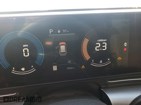 2024 Hyundai Kona Essential with VIN KM8HA3AB9RU099629, listed as a Copart auction lot 82632094 with 4,966 mi miles and Salvage Title. Bid and sale history available at DreamBid. Image 9.