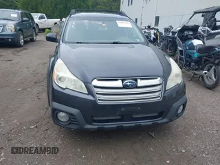 2013 Subaru Outback Premium z VIN 4S4BRBCC9D3323317, wystawiony jako IAAI lot #42303328 z przebiegiem 199 802 mil mil oraz . Historia ofert i sprzedaży dostępna na DreamBid. Obrazek 12.