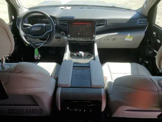 2024 Jeep Wagoneer Series III with VIN 1C4SJVDP7RS141272, listed as a Copart auction lot 48513145 with 195 mi miles and Salvage Title. Bid and sale history available at DreamBid. Image 8.