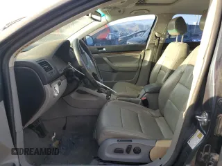 2005 Volkswagen Jetta 2.5L с VIN 3VWDF71K75M640121, выставлен на аукционе Copart как лот 44122435 с пробегом 208 587 миль миль и Списание • Salvage title. История ставок и продаж доступна на DreamBid. Изображение 7.