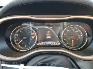 2016 Jeep Cherokee Limited with VIN 1C4PJLDB8GW264342, listed as a Copart auction lot 87949625 with 117,749 mi miles and Salvage Title. Bid and sale history available at carsss.com. Image 9.