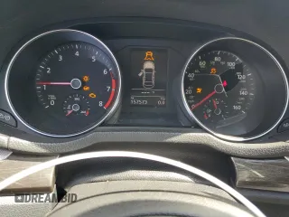 2016 Volkswagen Passat SE с VIN 1VWBT7A35GC024737, выставлен на аукционе Copart как лот 61588285 с пробегом 157 573 миль миль и Списание • Salvage title. История ставок и продаж доступна на DreamBid. Изображение 9.