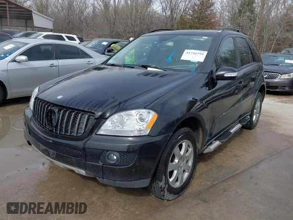 2006 Mercedes-Benz M 350 with VIN 4JGBB86E76A133227, listed as a IAAI auction lot 41741591 with 189,333 mi miles and . Bid and sale history available at DreamBid. Image 2.