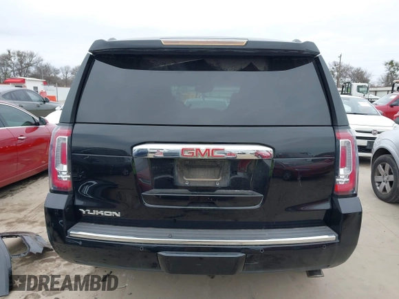 2018 GMC Yukon Denali with VIN 1GKS1CKJXJR300708, listed as a IAAI auction lot 41213592 with 110,789 mi miles. Bid and sale history available at carsss.com. Image 17.