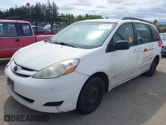 2008 Toyota Sienna CE with VIN 5TDZK23C88S215007, listed as a IAAI auction lot 42149273 with 322,049 mi miles. Bid and sale history available at carsss.com. Image 2.