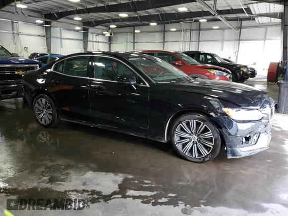 2021 Volvo S60 Inscription with VIN 7JRA22TL8MG095230, listed as a Copart auction lot 65422703 with 32,678 mi miles. Bid and sale history available at carsss.com. Image 4.