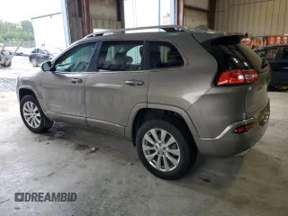 2017 Jeep Cherokee Overland z VIN 1C4PJMJS7HW525455, wystawiony jako Copart lot #61382445 z przebiegiem 83 499 mil mil oraz Szkoda całkowita • Salvage title. Historia ofert i sprzedaży dostępna na DreamBid. Obrazek 2.