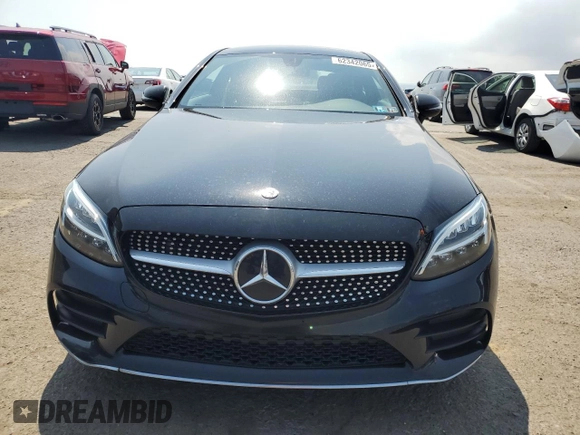 2019 Mercedes-Benz C 300 z VIN WDDWJ8EBXKF776237, wystawiony jako Copart lot #62342065 z przebiegiem 55 031 mil mil oraz Szkoda całkowita • Salvage title. Historia ofert i sprzedaży dostępna na DreamBid. Obrazek 5.