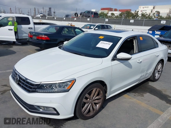2018 Volkswagen Passat SE z VIN 1VWBA7A33JC031098, wystawiony jako IAAI lot #41915976 z przebiegiem 147 454 mil mil oraz . Historia ofert i sprzedaży dostępna na DreamBid. Obrazek 17.