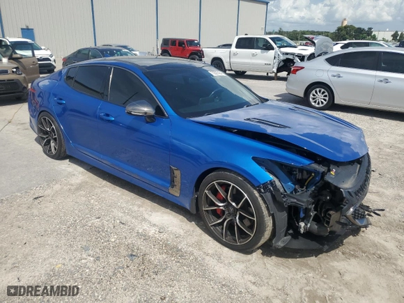 2018 Kia Stinger GT1 with VIN KNAE45LC8J6018531, listed as a Copart auction lot 70597494 with 69,682 mi miles and Non Repairable. Bid and sale history available at carsss.com. Image 4.