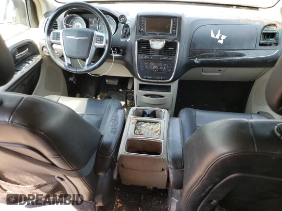 2013 Chrysler Town & Country Touring with VIN 2C4RC1BG4DR656552, listed as a Copart auction lot 64769954 with 223,286 mi miles and Clean Title. Bid and sale history available at DreamBid. Image 8.