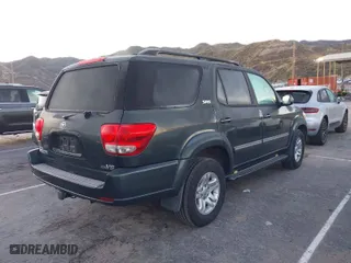 2006 Toyota Sequoia SR5 with VIN 5TDZT34A66S268737, listed as a IAAI auction lot 41748370 with 135,796 mi miles. Bid and sale history available at carsss.com. Image 4.