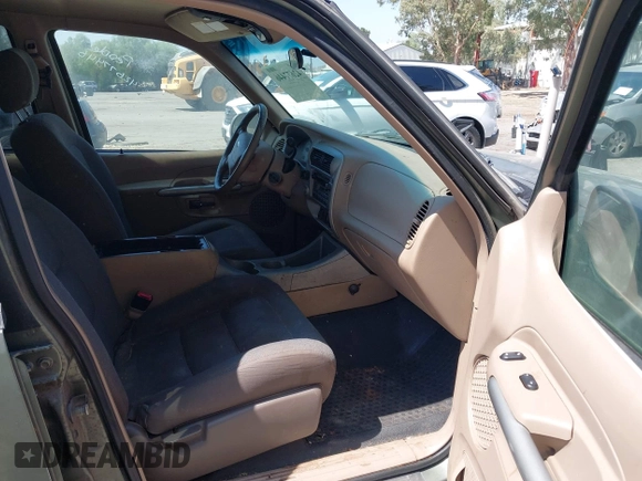 2002 Ford Explorer Sport Trac Value with VIN 1FMZU67E72UB55460, listed as a IAAI auction lot 42677446 with 148,794 mi miles and . Bid and sale history available at DreamBid. Image 5.
