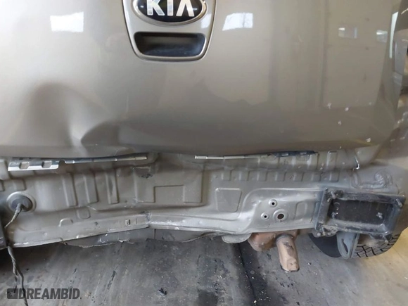 2013 Kia Soul + with VIN KNDJT2A62D7617925, listed as a IAAI auction lot 41117113 with 134,910 mi miles. Bid and sale history available at carsss.com. Image 14.