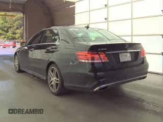 2015 Mercedes-Benz E 350 Luxury with VIN WDDHF8JB1FB093744, listed as a Copart auction lot 61696595 with 234,699 mi miles and Clean title. Bid and sale history available at DreamBid. Image 3.