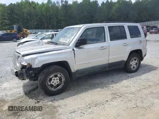 2013 Jeep Patriot Sport with VIN 1C4NJRBB6DD262920, listed as a Copart auction lot 55185185 with 145,444 mi miles and Clean Title. Bid and sale history available at carsss.com. Image 1.