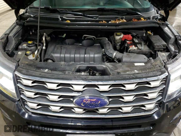 2017 Ford Explorer XLT z VIN 1FM5K8DH1HGA15992, wystawiony jako Copart lot #51671295 z przebiegiem 104 003 mil mil oraz Szkoda całkowita • Salvage title. Historia ofert i sprzedaży dostępna na DreamBid. Obrazek 13.