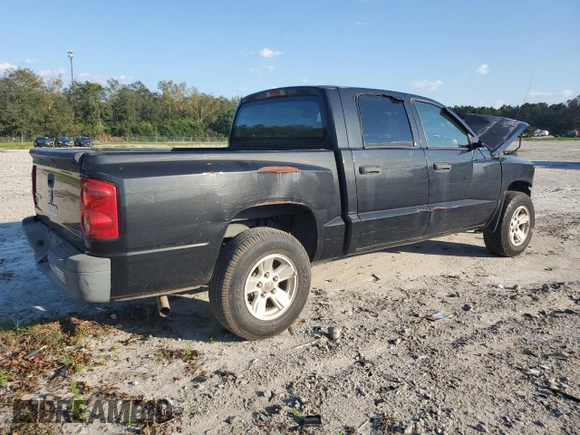 2008 Dodge Dakota Bighorn/Lonestar z VIN 1D7HE38KX8S570119, wystawiony jako Copart lot #74081024 z przebiegiem 129 665 mil mil oraz Szkoda całkowita • Salvage title. Historia ofert i sprzedaży dostępna na DreamBid. Obrazek 3.