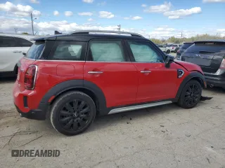 2024 MINI Countryman Cooper S with VIN WMZ53BR04R3R38803, listed as a Copart auction lot 76070924 with 11,384 mi miles and Salvage title. Bid and sale history available at DreamBid. Image 3.