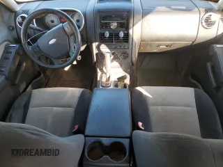 2007 Ford Explorer Sport Trac Limited z VIN 1FMEU53K07UB38463, wystawiony jako Copart lot #42655685 z przebiegiem 156 710 mil mil oraz Czysty tytuł • Clean title. Historia ofert i sprzedaży dostępna na DreamBid. Obrazek 8.