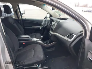 2014 Dodge Journey SE Plus with VIN 3C4PDCAB1ET181480, listed as a IAAI auction lot 41441341 with 189,641 mi miles and . Bid and sale history available at DreamBid. Image 5.
