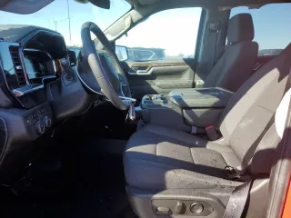 2025 Chevrolet Silverado 1500 LT with VIN 1GCPKKEK1SZ118054, listed as a Copart auction lot 47887055 with 1,957 mi miles and Clean Title. Bid and sale history available at DreamBid. Image 7.