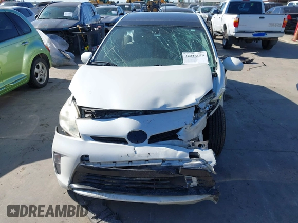 2014 Toyota Prius Four z VIN JTDKN3DU9E1755013, wystawiony jako IAAI lot #42228158 z przebiegiem 136 391 mil mil oraz . Historia ofert i sprzedaży dostępna na DreamBid. Obrazek 13.