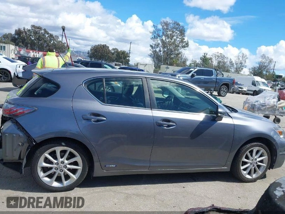 2012 Lexus CT CT 200h with VIN JTHKD5BH4C2072825, listed as a IAAI auction lot 41958459 with 141,757 mi miles and . Bid and sale history available at carsss.com. Image 15.