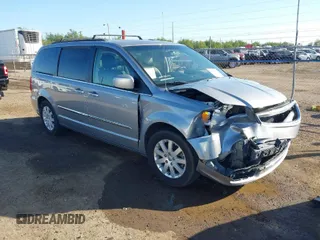 2014 Chrysler Town & Country Touring with VIN 2C4RC1BGXER270140, listed as a IAAI auction lot 41068771 with 144,820 mi miles. Bid and sale history available at carsss.com. Image 1.