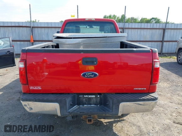 2012 Ford F-250 XL z VIN 1FT7X2B64CED14314, wystawiony jako IAAI lot #42059427 z przebiegiem 126 231 mil mil oraz . Historia ofert i sprzedaży dostępna na DreamBid. Obrazek 16.