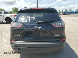 2019 Jeep Cherokee Latitude z VIN 1C4PJMCB8KD212964, wystawiony jako Copart lot #56205015 z przebiegiem 116 443 mil mil oraz Szkoda całkowita • Salvage title. Historia ofert i sprzedaży dostępna na DreamBid. Obrazek 6.