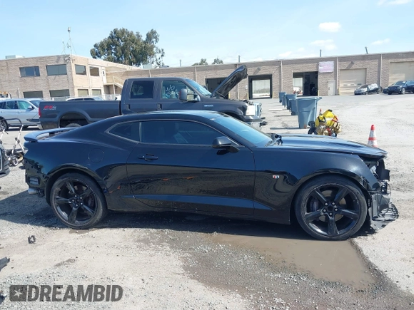 2016 Chevrolet Camaro 2SS with VIN 1G1FH1R79G0163967, listed as a IAAI auction lot 41851085 with Not provided miles and . Bid and sale history available at DreamBid. Image 13.