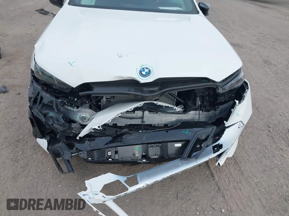 2024 BMW i5 M60 with VIN WBY43FK07RCP53740, listed as a IAAI auction lot 41639714 with 1,819 mi miles and . Bid and sale history available at DreamBid. Image 6.